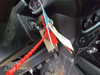 2012 Jeep Wrangler Unlimited Sport - miniatura 8