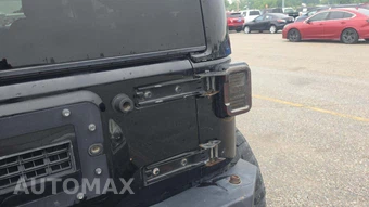 2012 Jeep Wrangler Unlimited Sport - miniatura 18