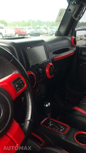 2012 Jeep Wrangler Unlimited Sport - miniatura 26