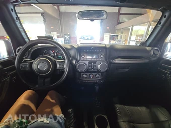 2012 Jeep Wrangler Unlimited Sport - miniatura 11