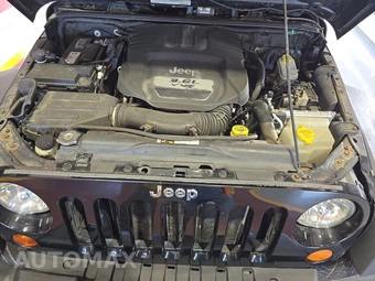 2012 Jeep Wrangler Unlimited Sport - miniatura 15
