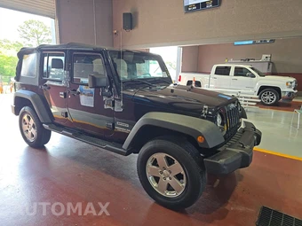 2012 Jeep Wrangler Unlimited Sport - miniatura 3