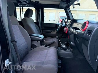2012 Jeep Wrangler Unlimited Sport - miniatura 15