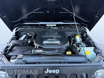 2012 Jeep Wrangler Unlimited Sport - miniatura 20