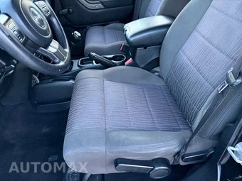 2012 Jeep Wrangler Unlimited Sport - miniatura 65