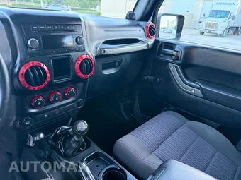 2012 Jeep Wrangler Unlimited Sport - miniatura 68