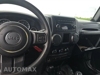 2012 Jeep Wrangler Unlimited Sport - miniatura 11