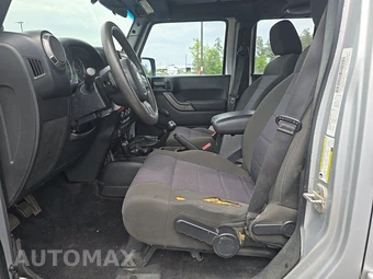 2012 Jeep Wrangler Unlimited Sport - miniatura 7