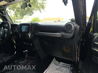 2012 Jeep Wrangler Unlimited Sport - miniatura 19