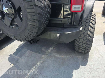 2012 Jeep Wrangler Unlimited Sport - miniatura 21