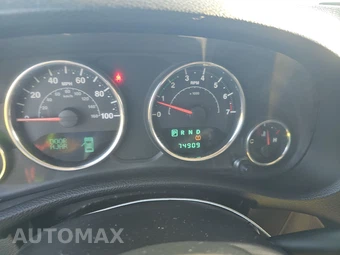 2012 Jeep Wrangler Unlimited Sport - miniatura 12