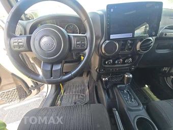 2012 Jeep Wrangler Unlimited Sport - miniatura 10