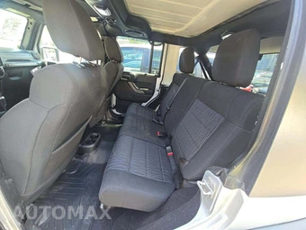2012 Jeep Wrangler Unlimited Sport - miniatura 13