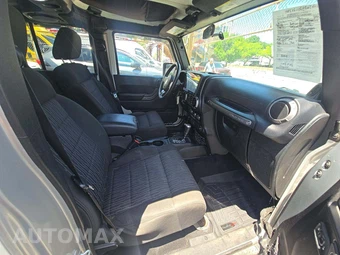 2012 Jeep Wrangler Unlimited Sport - miniatura 18