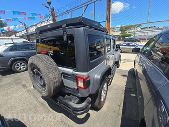 2012 Jeep Wrangler Unlimited Sport - miniatura 3