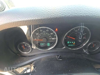 2012 Jeep Wrangler Unlimited Sport - miniatura 9