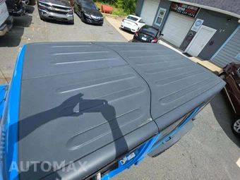2012 Jeep Wrangler Unlimited Sport - miniatura 12