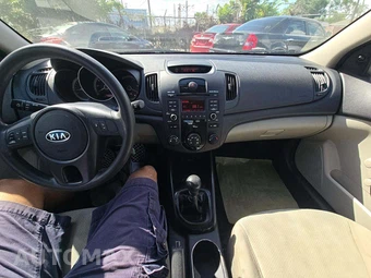 2012 Kia Forte LX Sedan – miniatura 10
