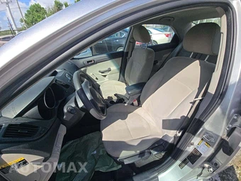2012 Kia Forte LX Sedan – miniatura 6