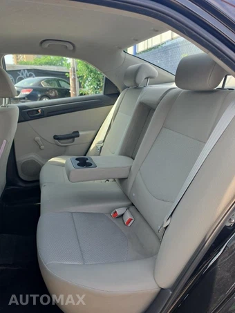 2012 Kia Forte LX Sedan – miniatura 16