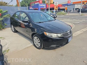 2012 Kia Forte LX Sedan – miniatura 3