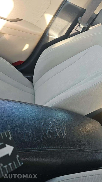 2012 Kia Optima Hybrid – miniatura 29