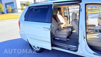 2012 Kia Sedona EX 118.9" WB - miniatura 9