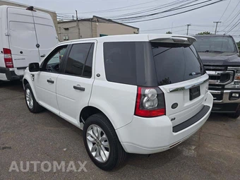 2012 Land Rover LR2 HSE – miniatura 2
