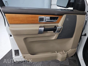 2012 Land Rover LR4 LUX – miniatura 9