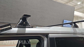 2012 Land Rover LR4 – miniatura 46