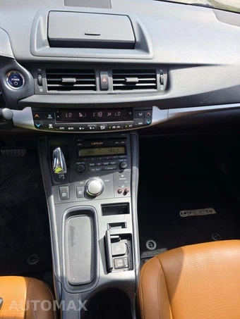2012 Lexus CT 200h Premium – miniatura 7