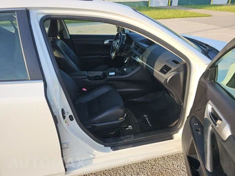 2012 Lexus CT 200h Premium – miniatura 8
