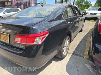 2012 Lexus ES 350 – miniatura 3