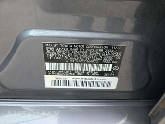 2012 Lexus IS 250 Sedan – miniatura 2