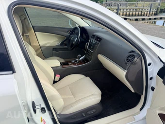 2012 Lexus IS 250 Sedan - miniatura 15