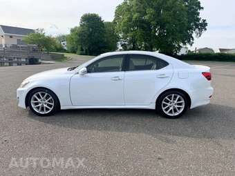 2012 Lexus IS 250 Sedan - miniatura 4