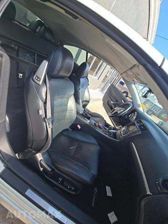 2012 Lexus IS 250C Convertible – miniatura 18