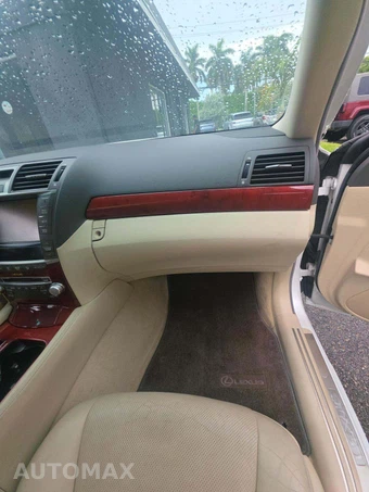 2012 Lexus LS 460 – miniatura 19