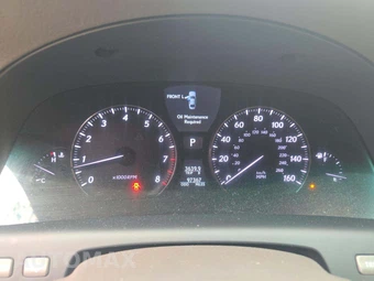 2012 Lexus LS 460 – miniatura 9