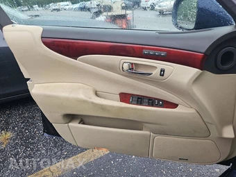2012 Lexus LS 460 – miniatura 9