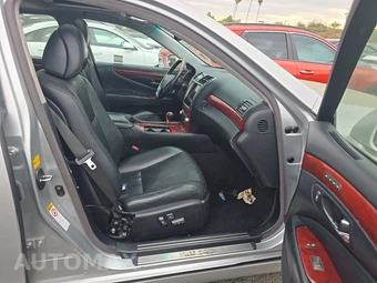 2012 Lexus LS 460 – miniatura 8