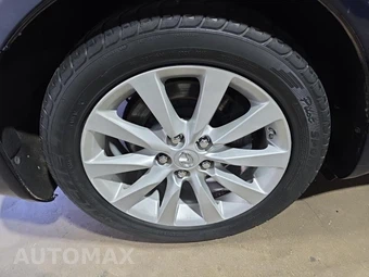 2012 Lexus LS 460 – miniatura 10