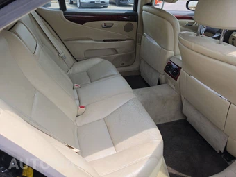 2012 Lexus LS 460L – miniatura 14