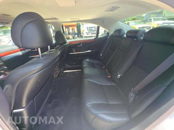 2012 Lexus LS 460L – miniatura 13