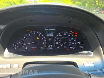 2012 Lexus LS 460L – miniatura 9