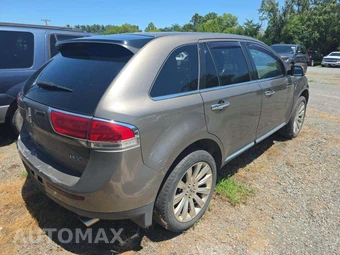2012 Lincoln MKX – miniatura 3