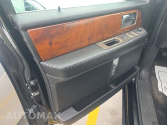2012 Lincoln Navigator L – miniatura 9