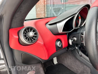 2012 McLaren MP4-12C – miniatura 132