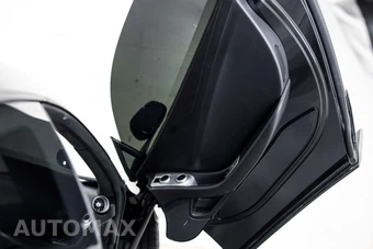2012 McLaren MP4-12C – miniatura 13