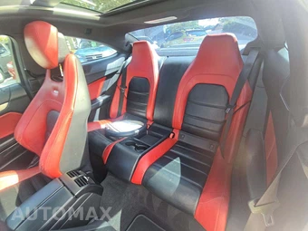 2012 Mercedes-Benz AMG C 63 Coupe – miniatura 10